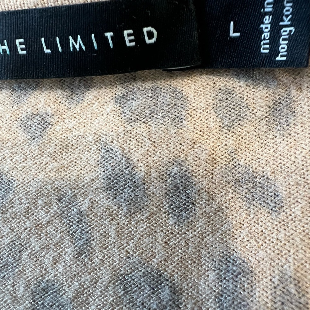 The Limited Animal Print Shrug - Black and Tan Size Large - Picture 5 of 7